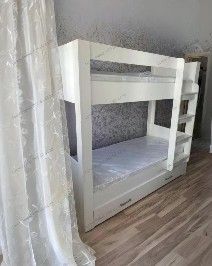 İki mərtəbəli Çarpayı