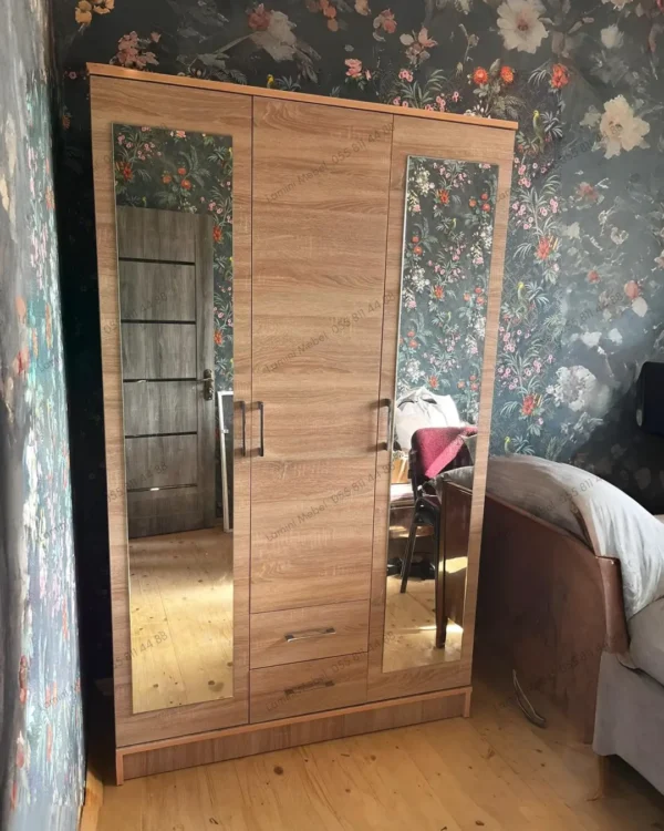 3 Qapılı Dolab